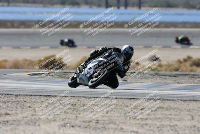 media/Nov-16-2025-Race Pace (Sun) [[8c5fa54630]]/Verified Riders/3-Turn 14 (1045am)/